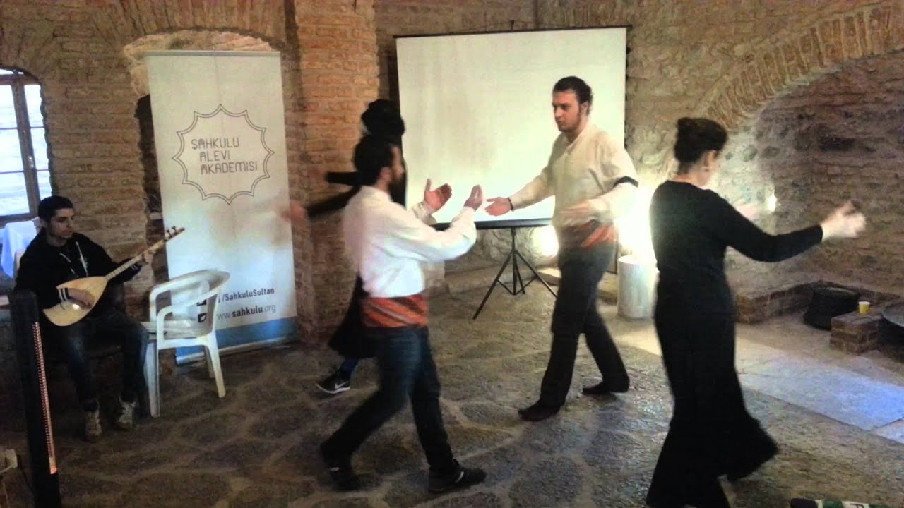 Şahkulunda Kitaplar Kütüphaneler için Semah dönüldü