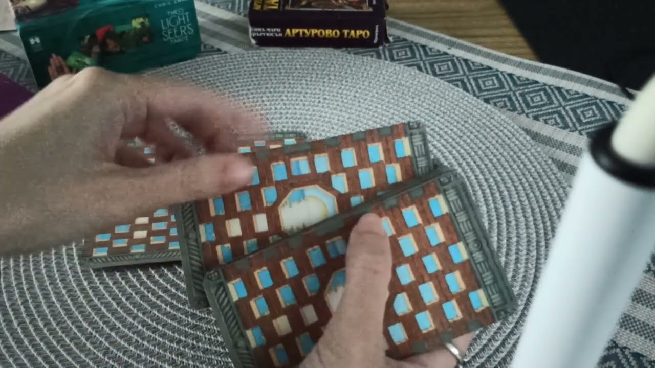 Избяга без причина🦋🐝Защо не те търси? 🗝️