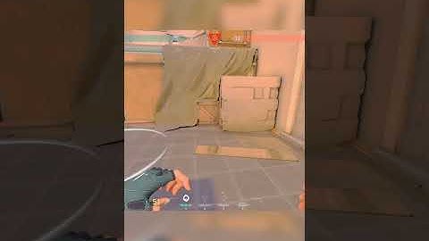 monitor died in 1v1 clutch