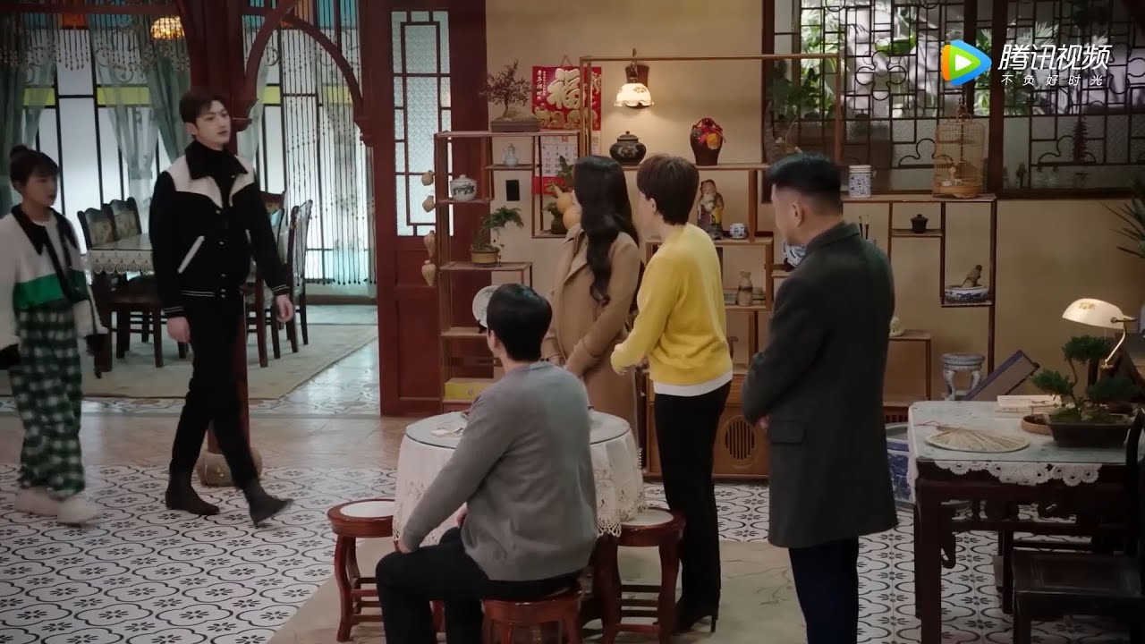 速看13 | 惡女得不到總裁使壞收購女孩的房子，總裁與她正面交鋒 💥 中国电视剧