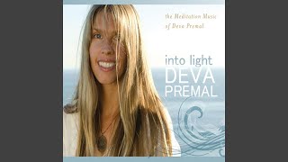 Video thumbnail of "Deva Premal - Gayatri Mantra"