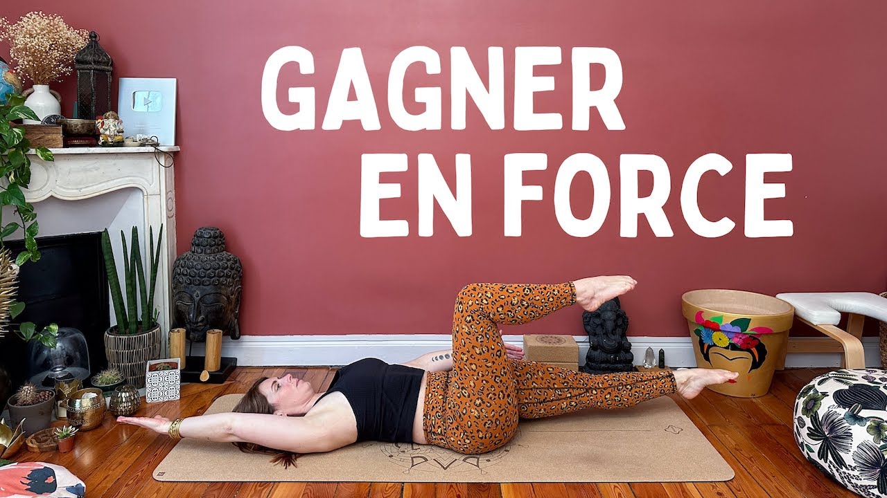 Construis ta force et tonifie ton ventre avec cette routine de yoga