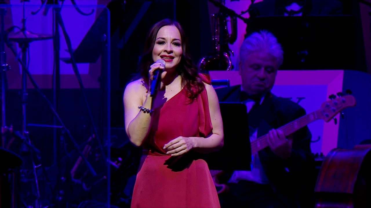 Szekeres Adrien, Nyári Károly Olyan, mint te Chords Chordify