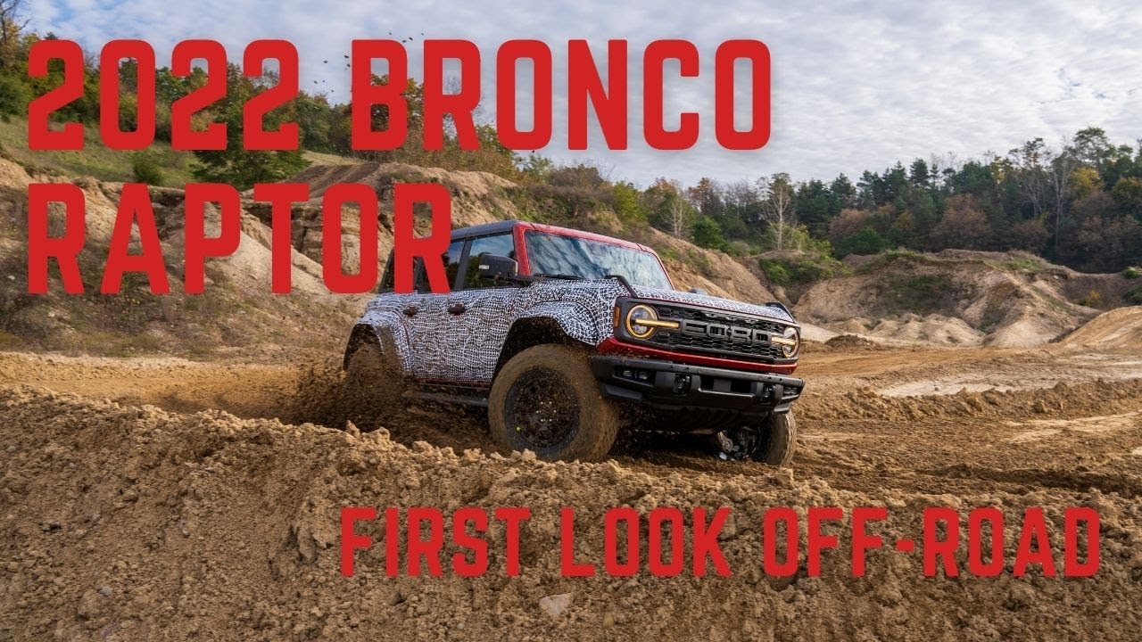 Video till Ford Bronco i Raptor-utförande leker i sanden