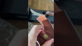 Beobachten: Unboxing der Lederscheide für meine Klinge! #Huusk #LeatherSheath #Unboxing