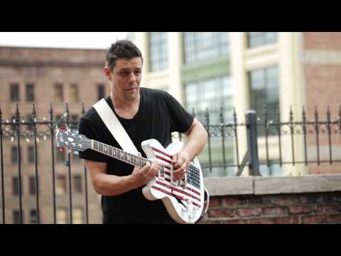YouTubeでTrampled Under Foot - Bad Bad Feelingを視聴