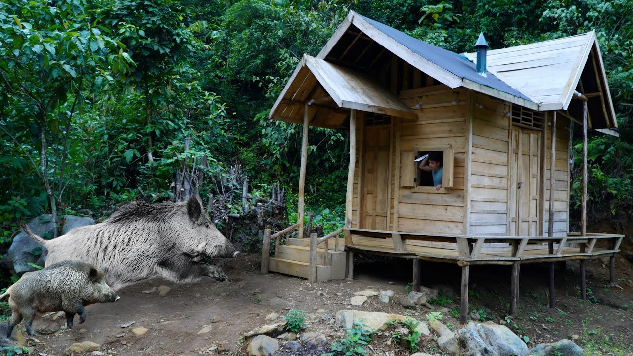 2 Years alone in the forest building hydroelectric power, Dining table could live here for 100 years