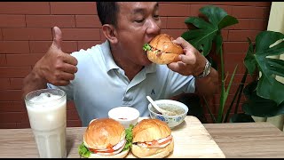 Vie Eating Show :) Hamburger món ăn điểm tâm được nhiều người ưa thích nhất