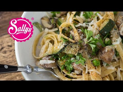 Video: Fettuccine Mit Champignons Und Grünen Erbsen