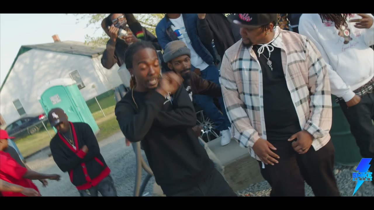 Tonton King Banks Dinero feat Shawn Papi & Rellik - Like This(Official Video) shot by Smike Sming di YouTube Tonton King Banks Dinero feat Shawn Papi & Rellik - Like This(Official Video) shot by Smike Sming di YouTube