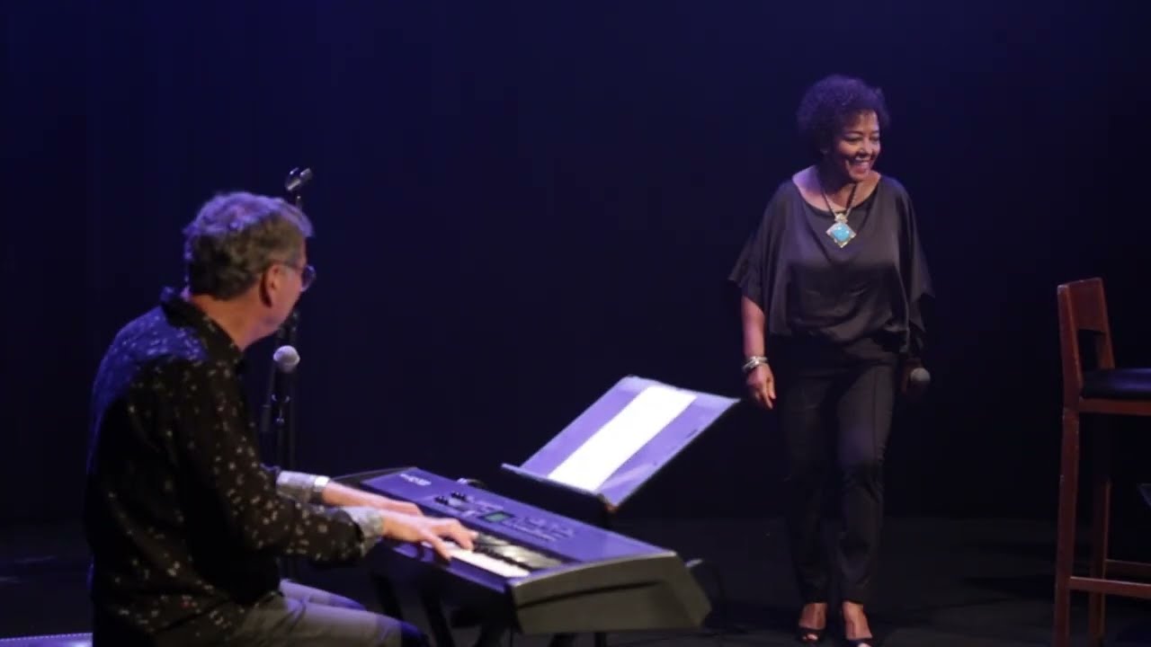 Evinha -  Olha Eu Aqui / Ilha Deserta - Teatro Rival - RJ Out 2021