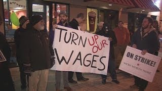 Fast food workers protest for better wages