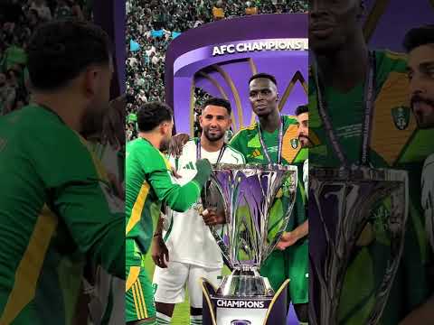 رياض محرز بطل كأس آسيا للنخبة مع نادي الأهلي السعودي محرز محرز اليوم