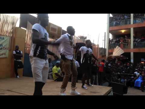 Oudy 1er et ses danseurs (part 1)