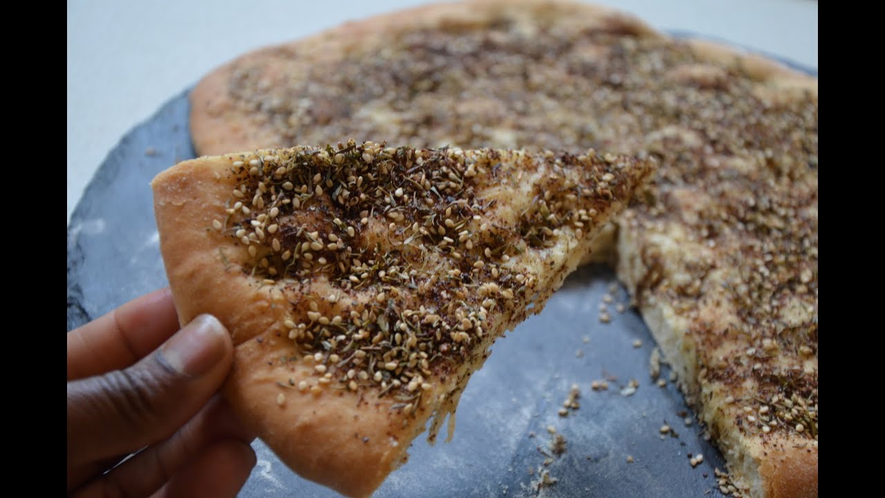 HOW TO PREPARE THE PERFECT ZA'ATAR FLATBREAD