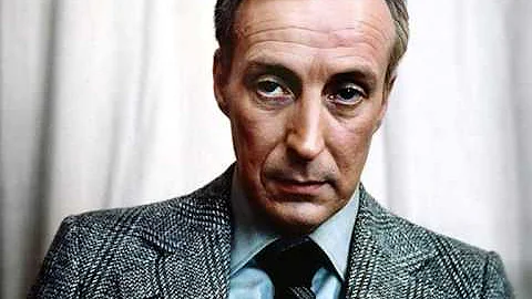 Ian Richardson in 'The House on the Strand' by Dap...