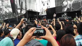 No es por ti Comisario Pantera Vive Latino 2016
