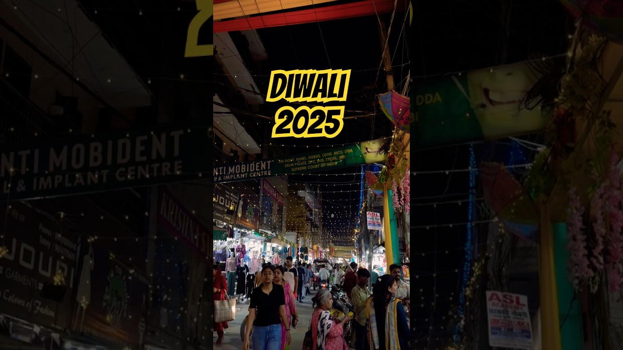 Diwali Rush 2025 | New Delhi in Diwali 