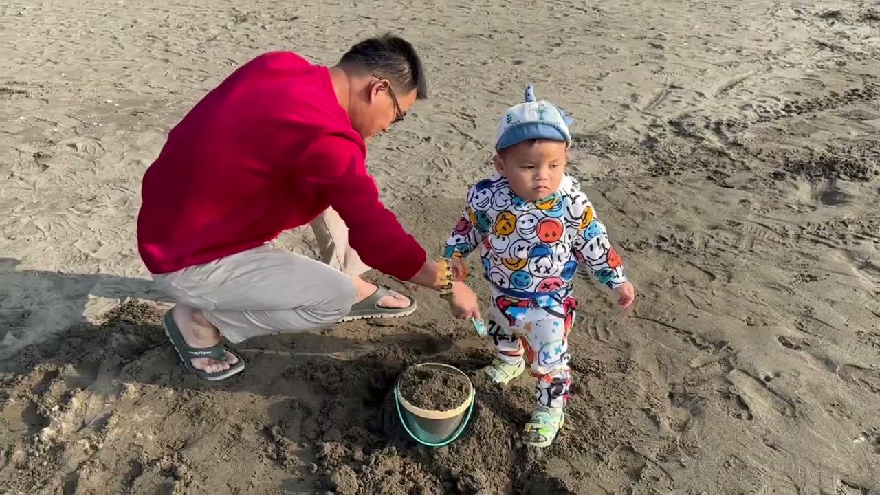 爸媽收假倒數 玩沙看海也好