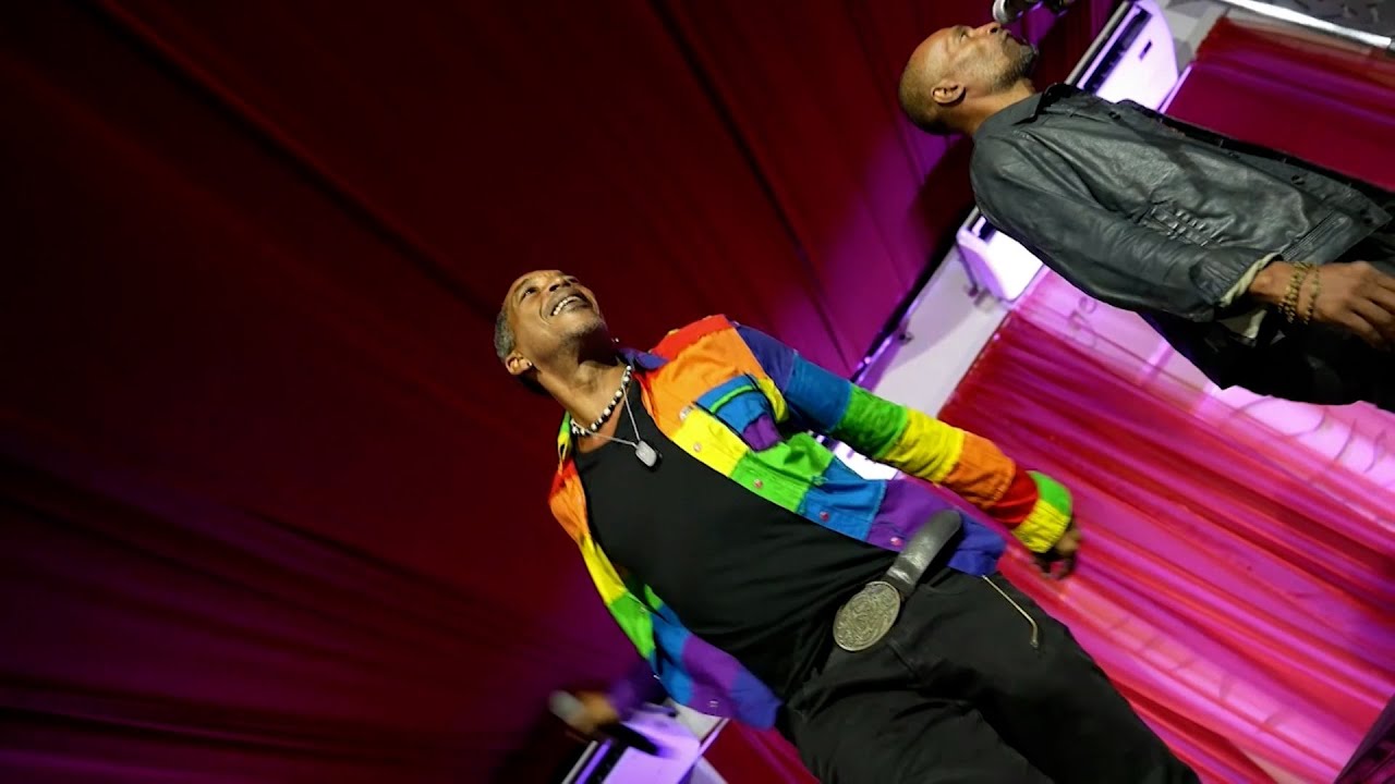 Вот и всё: поток дани уважения творческому визионеру Даниэль Диффенталлер