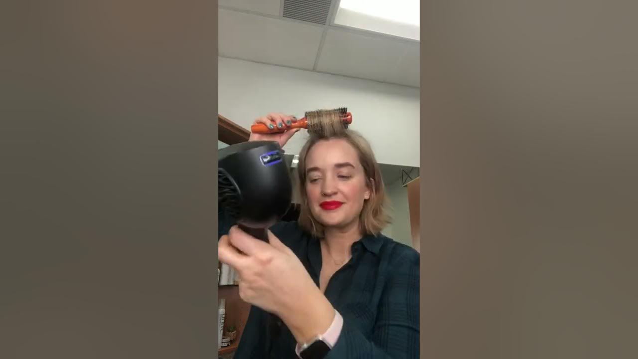 How to blow dry curtain bangs YouTube