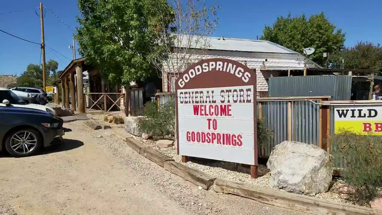 Nevada Ghost Towns - Goodsprings and Pioneer Saloon - YouTube