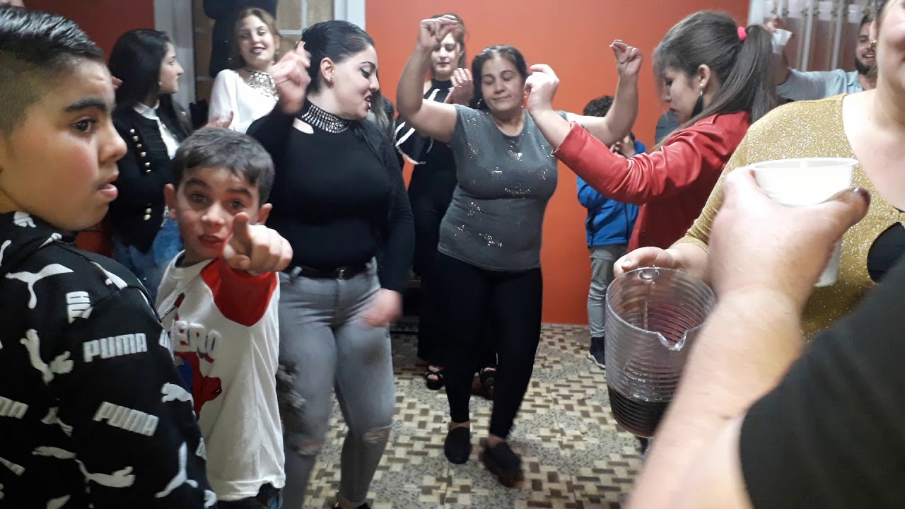 Ciganos de izeda ! OLE mi hermana gata i mi tio serafin!