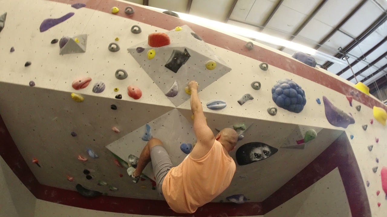 Flashing V4 Boulder Problem at Asana Climbing Gym YouTube