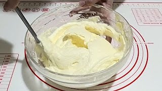 :         ,/Custard with butter and condensed milk