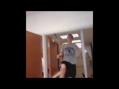 Guy hits head on door frame [wii channel - REMIX]