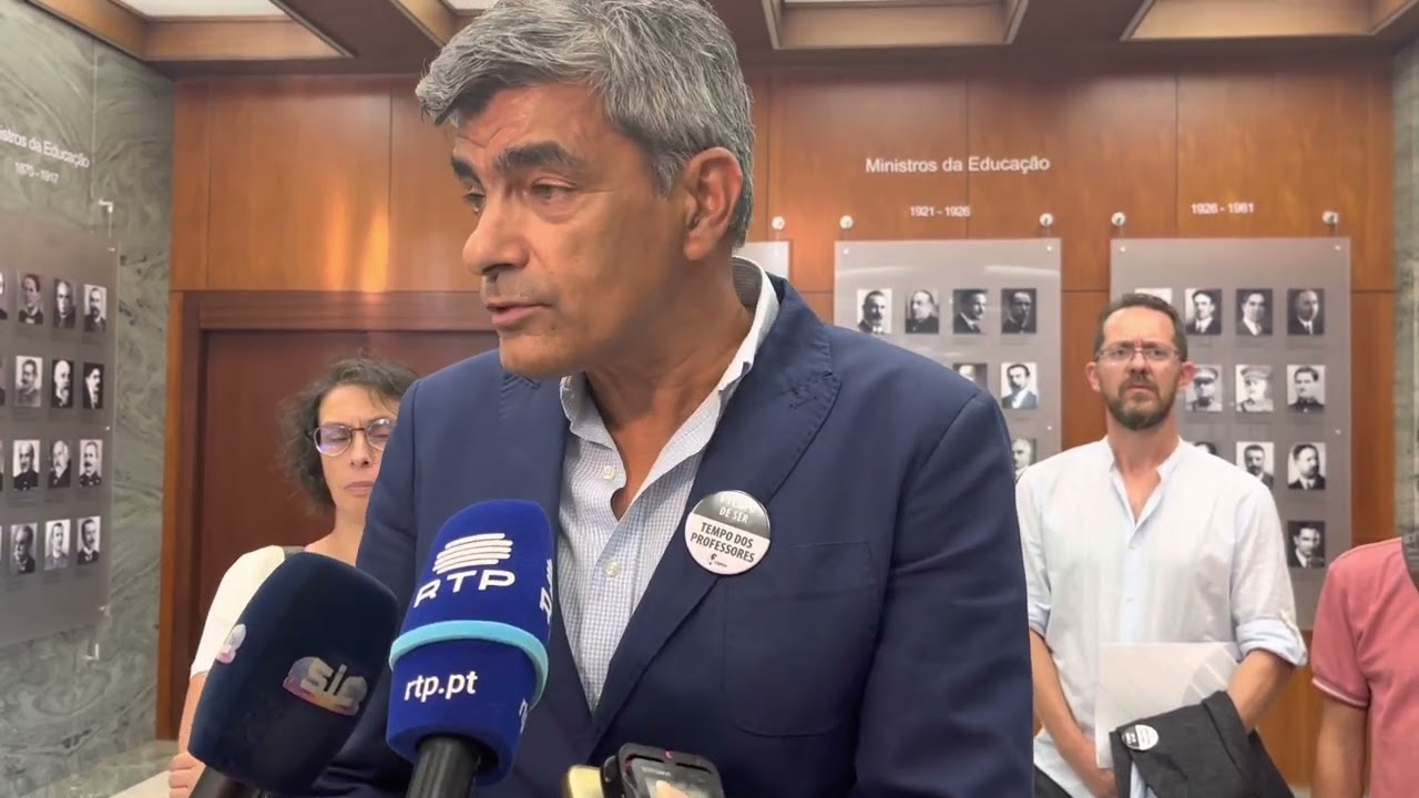 FENPROF reafirma rejeição da contratação e vinculação direta de docentes pelas escolas