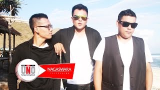 Disaat aku menyayanginya by ABAD 21 (U.N.O. NAGASWARA)