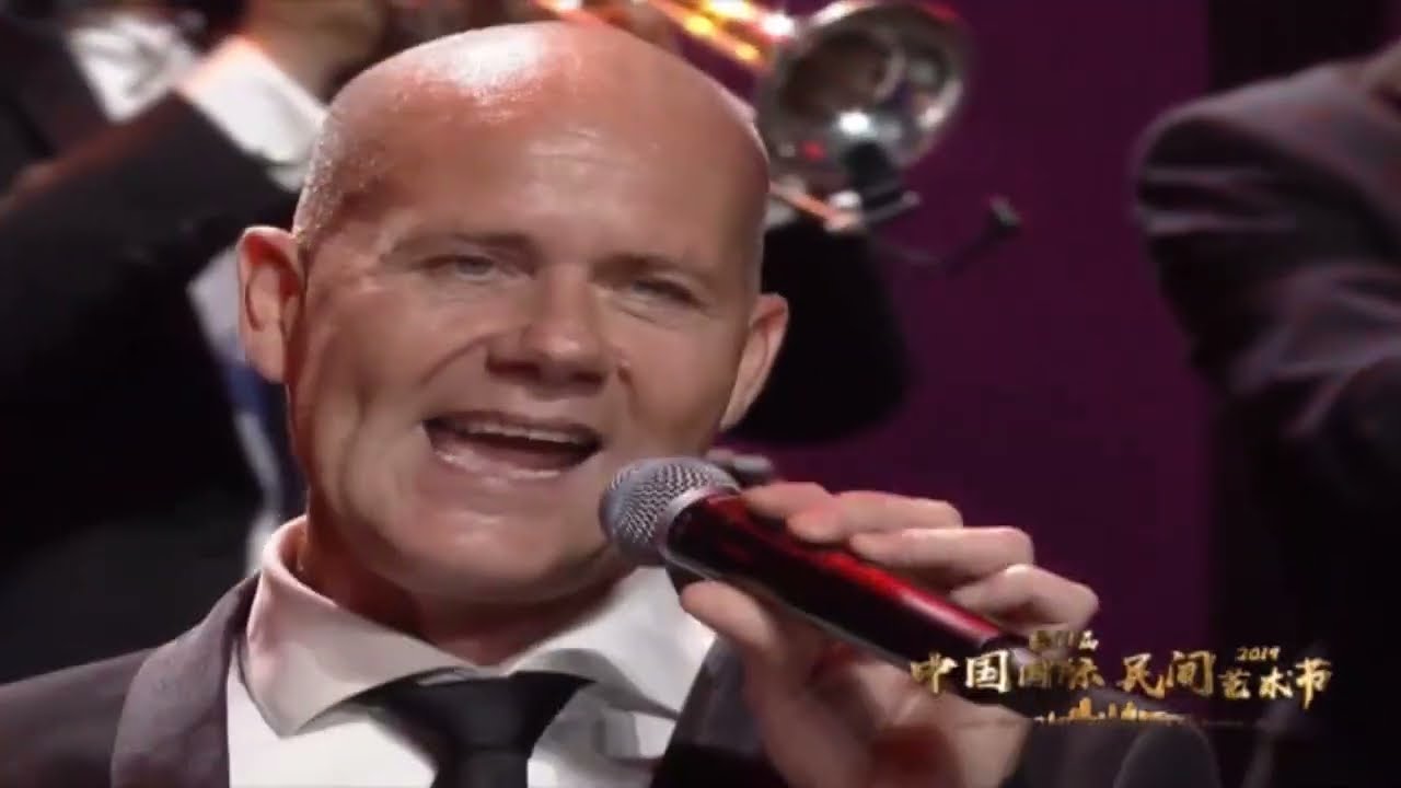 Earth, wind & fire, Medley. Door MissJones BigBand