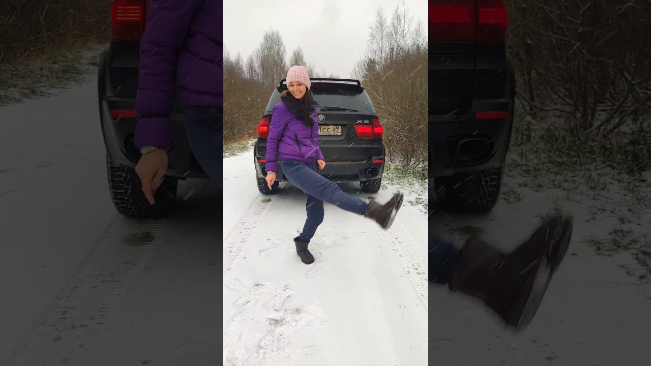Девочка на бмв