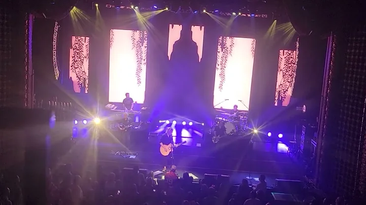 Goo Goo Dolls Name at Pabst Theater 11/2/2022.