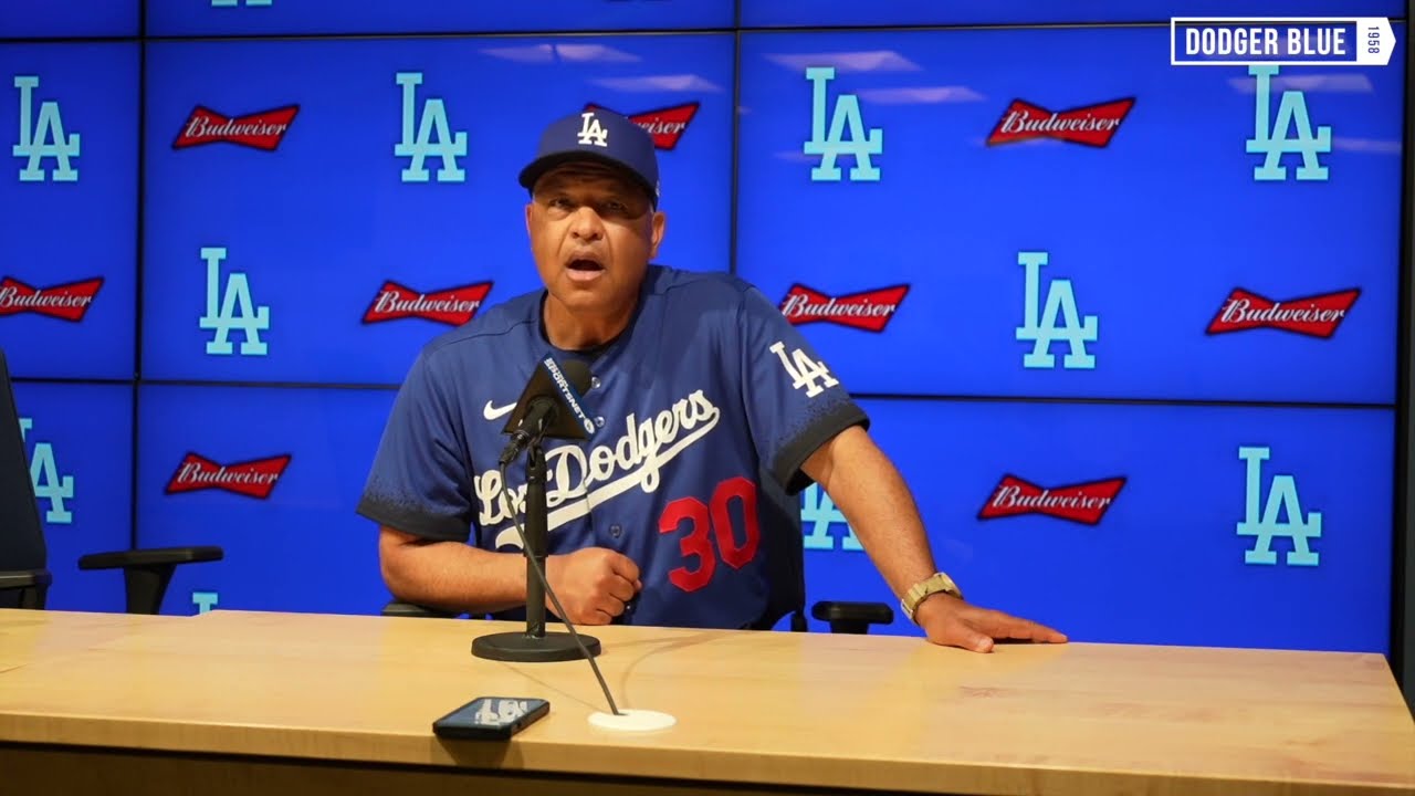 Dodgers fans blast Dave Roberts after team's loss vs Blue Jays: He needs  to resign