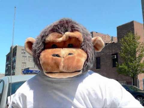 Mira Eddie Bond - Look Like A Monkey en YouTube