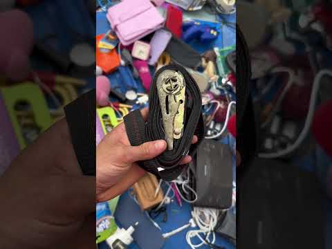 أشياء ثمينة في سوق الخردة  1