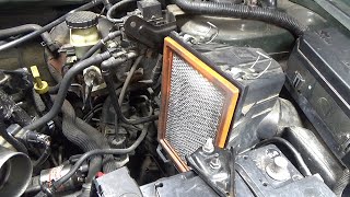 Changing-replacing the air filter (2001-2006 Ford Escape)