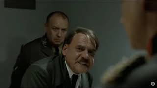 Сцена с Гитлером на которую сделано очень много пародий ,в оригинале.