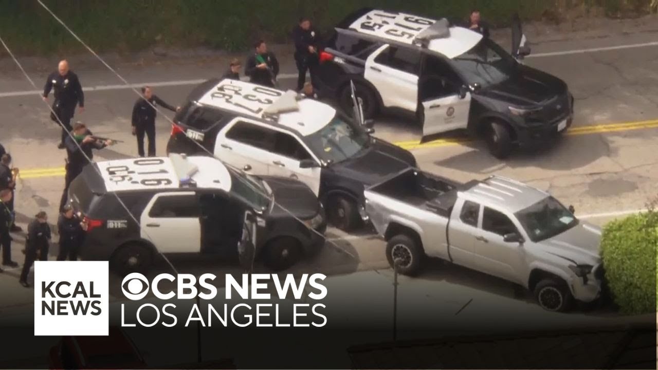 Pursuit and standoff with hit-and-run suspect in the Hollywood Hills ...