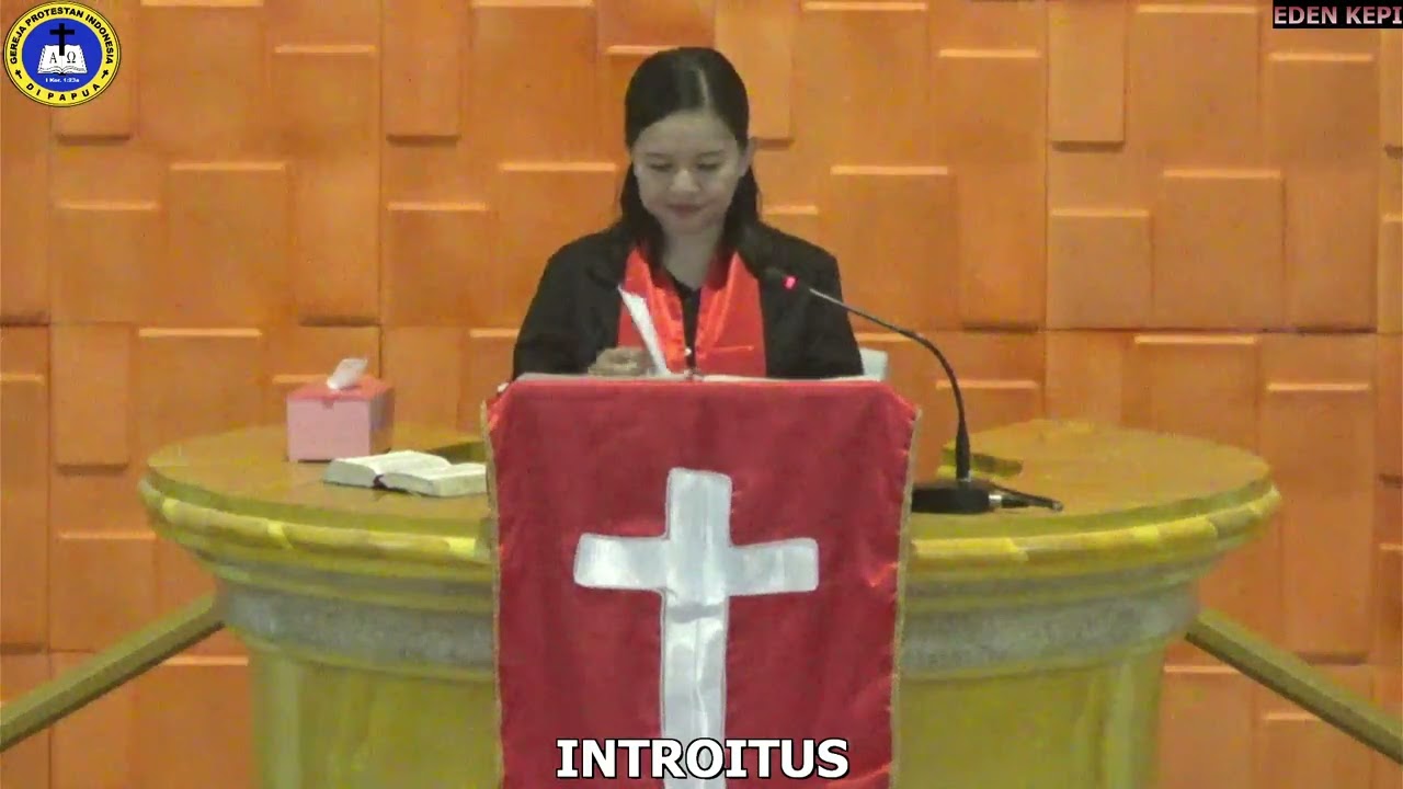 Ibadah Perpisahan  Vikaris Cindy Wangko di Gpi Papua Jemaat Eden Kepi