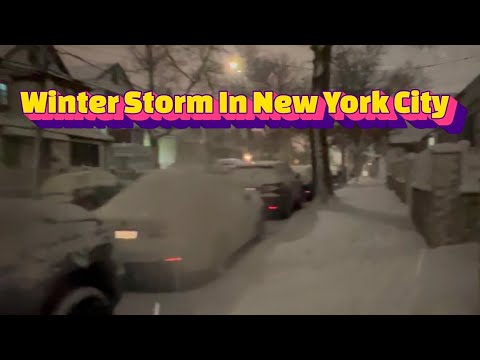 SNOW STORM IN NEW YORK CITY - YouTube