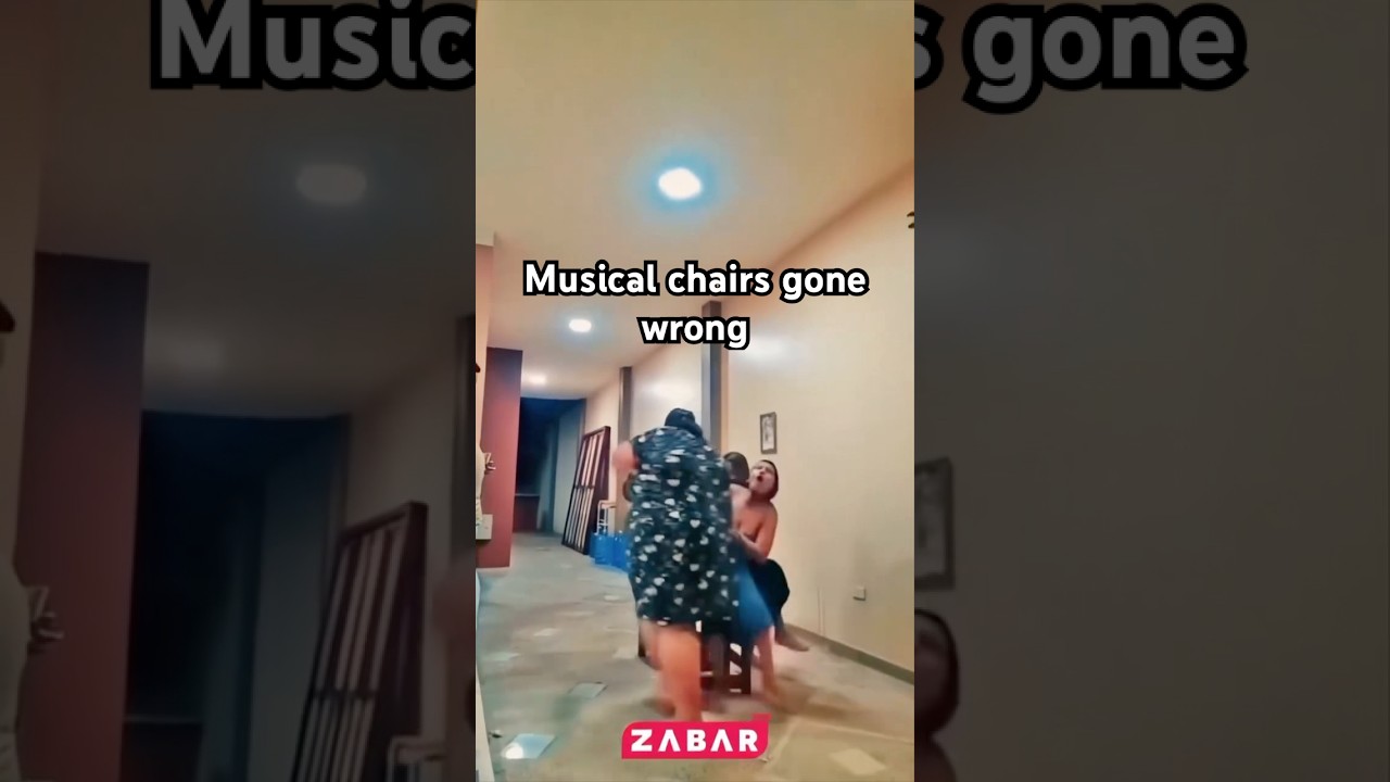 Guarda Warning don’t play musical chairs EVER 😂😂 is she okay ? #reels #shorts #shortsfeed #trending su YouTube Guarda Warning don’t play musical chairs EVER 😂😂 is she okay ? #reels #shorts #shortsfeed #trending su YouTube