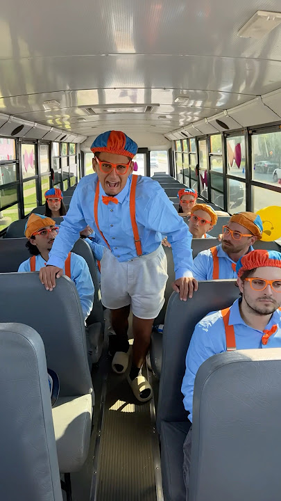 TEACHER SCHOOL BUS BULLY ME!!