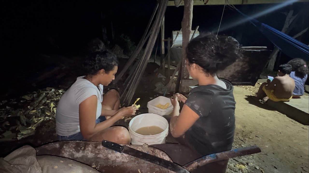 EU E A MINHA IRMÃ DORMIMOS NO MEIO DA FLORESTA! No INTERIOR DO AMAZONAS! 