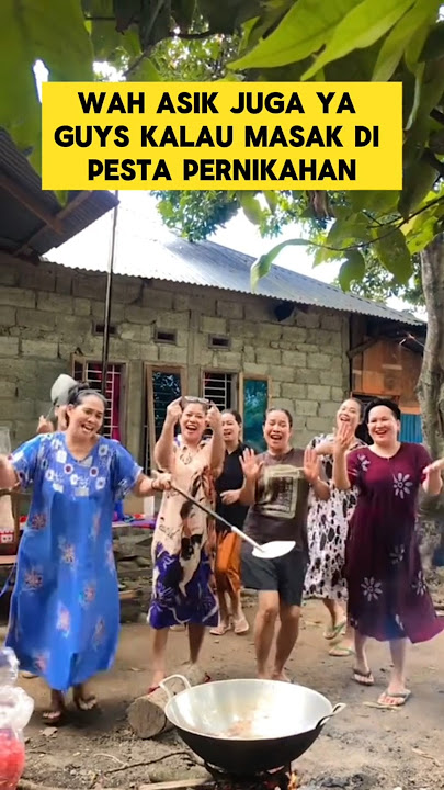 momen lucu ketika emak-emak joget saat masak di pesta pernikahan ‼️‼️ #ngakak #lucu #joget #goyang