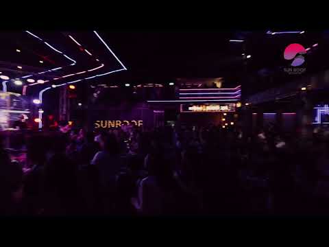 สาวอีสานรอรัก - ปาล์มมี่ [Live Sunroof Air-Space-Bar]