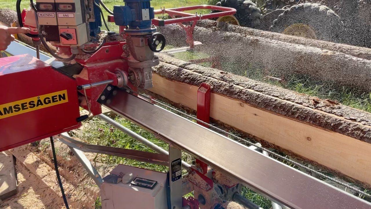 Köp Bamsesågen Jm:s plåt & mek på Klaravik