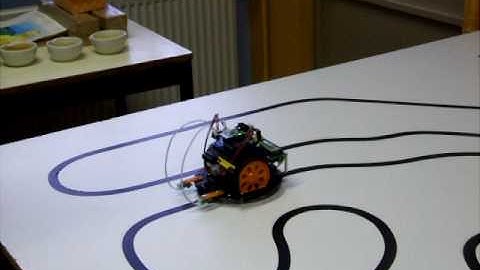 Seguimento de Linha - Com sensor de distância